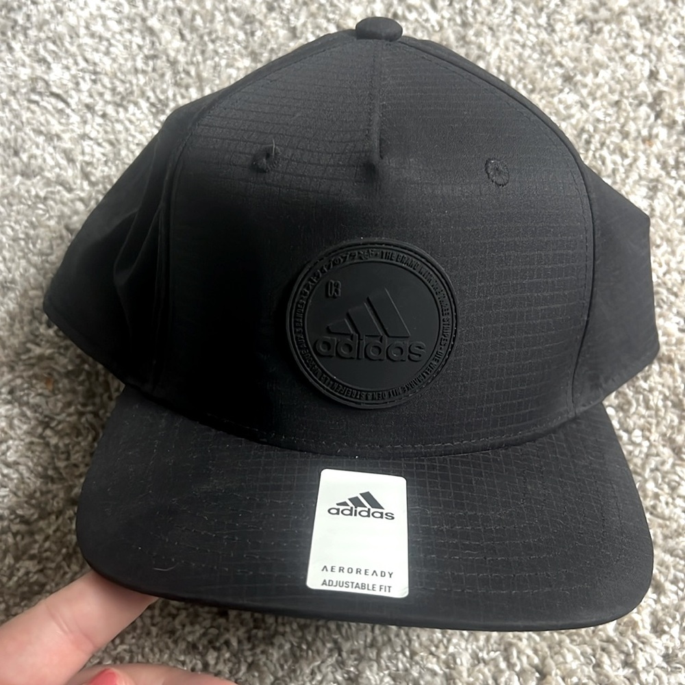 Men’s black adidas Hat